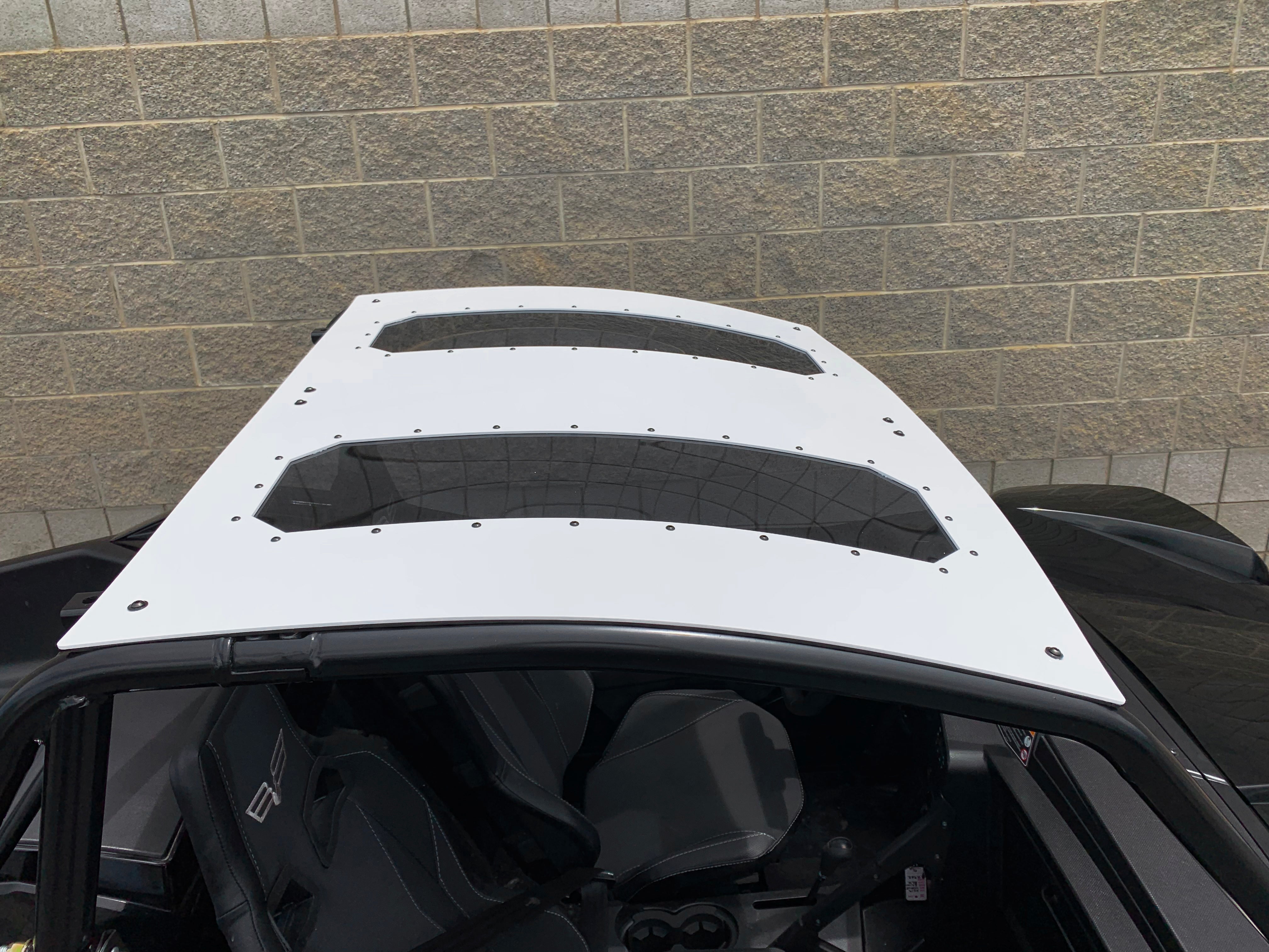 Wild Cat Aluminum Roof with Sunroof